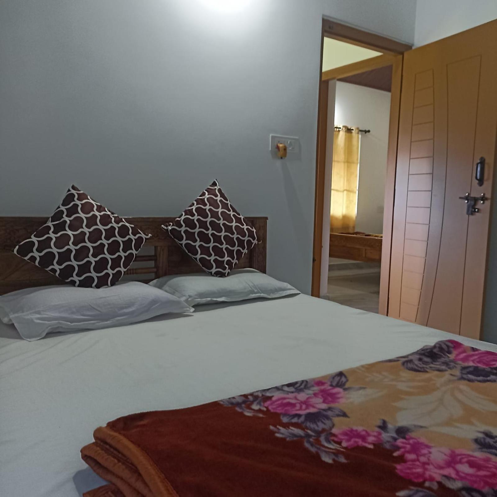 Villa Cloudy Adobe Madikeri Exterior foto